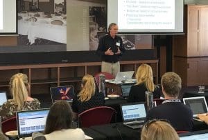 Sheep CRC CEO James Rowe presenting to university students.