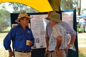 DPI sheep development officer Geoff Casburn talks to producers at Trangie.