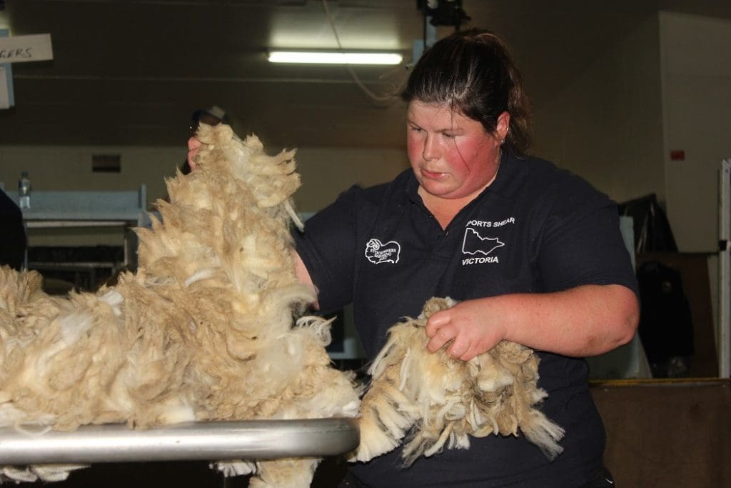 Gippsland's Amy Rogers wins state open wool handling final in Bendigo